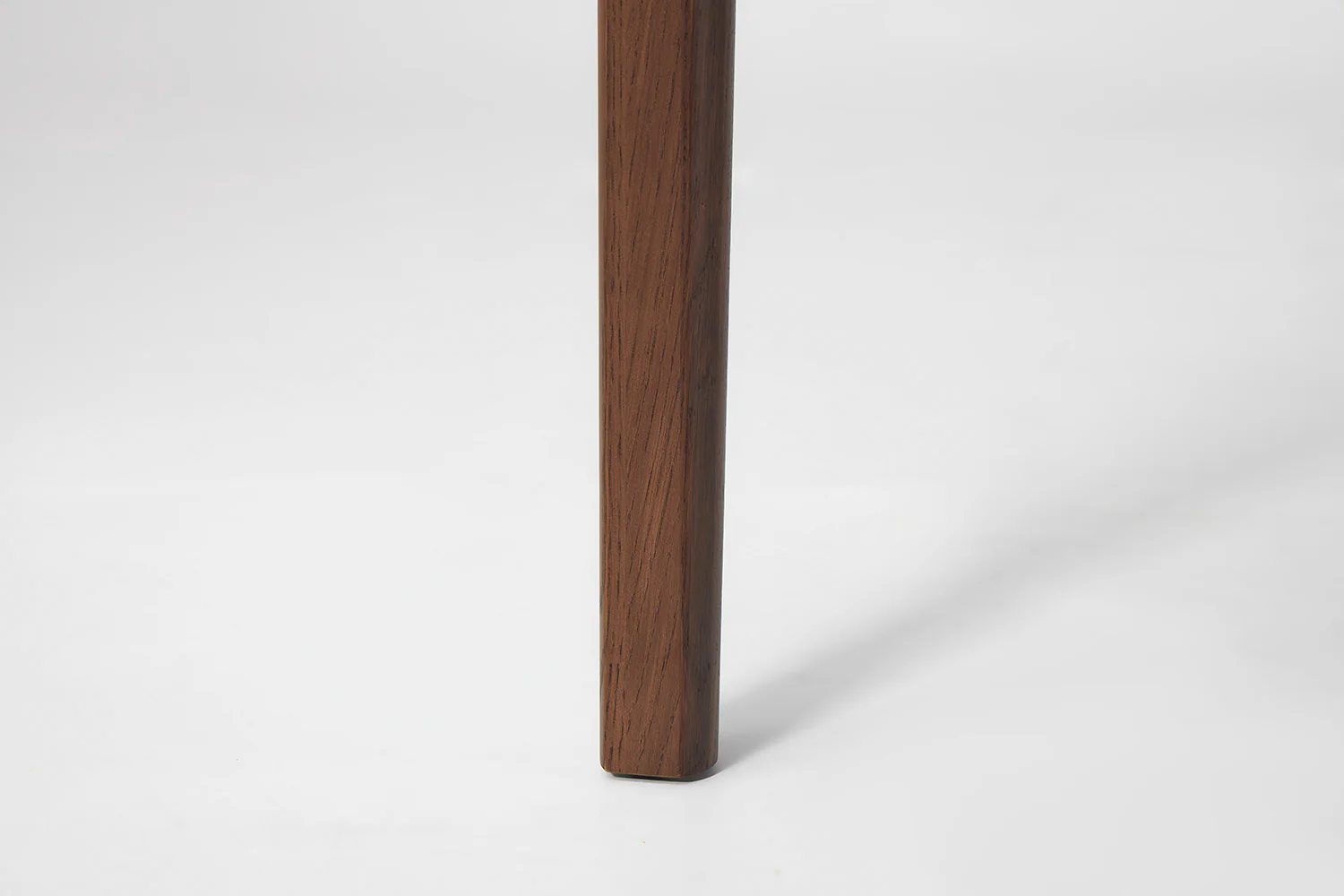 Dining Table 01 Extending Dining Table, Walnut / 8-10 seater - Image 8