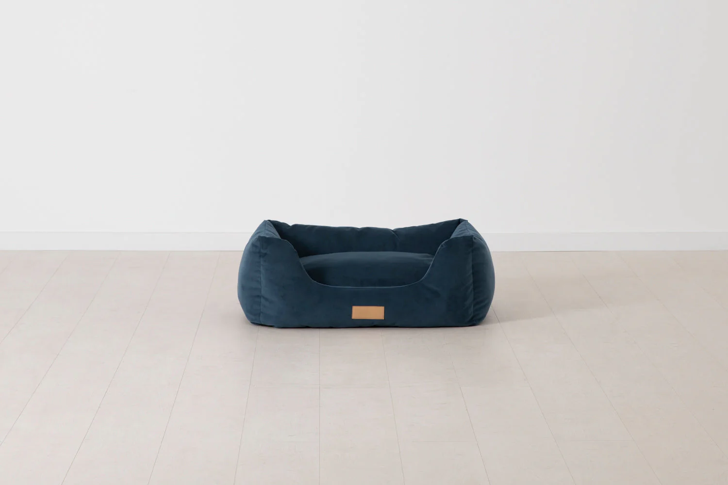 K9-02 Dog Basket Small - Image 3