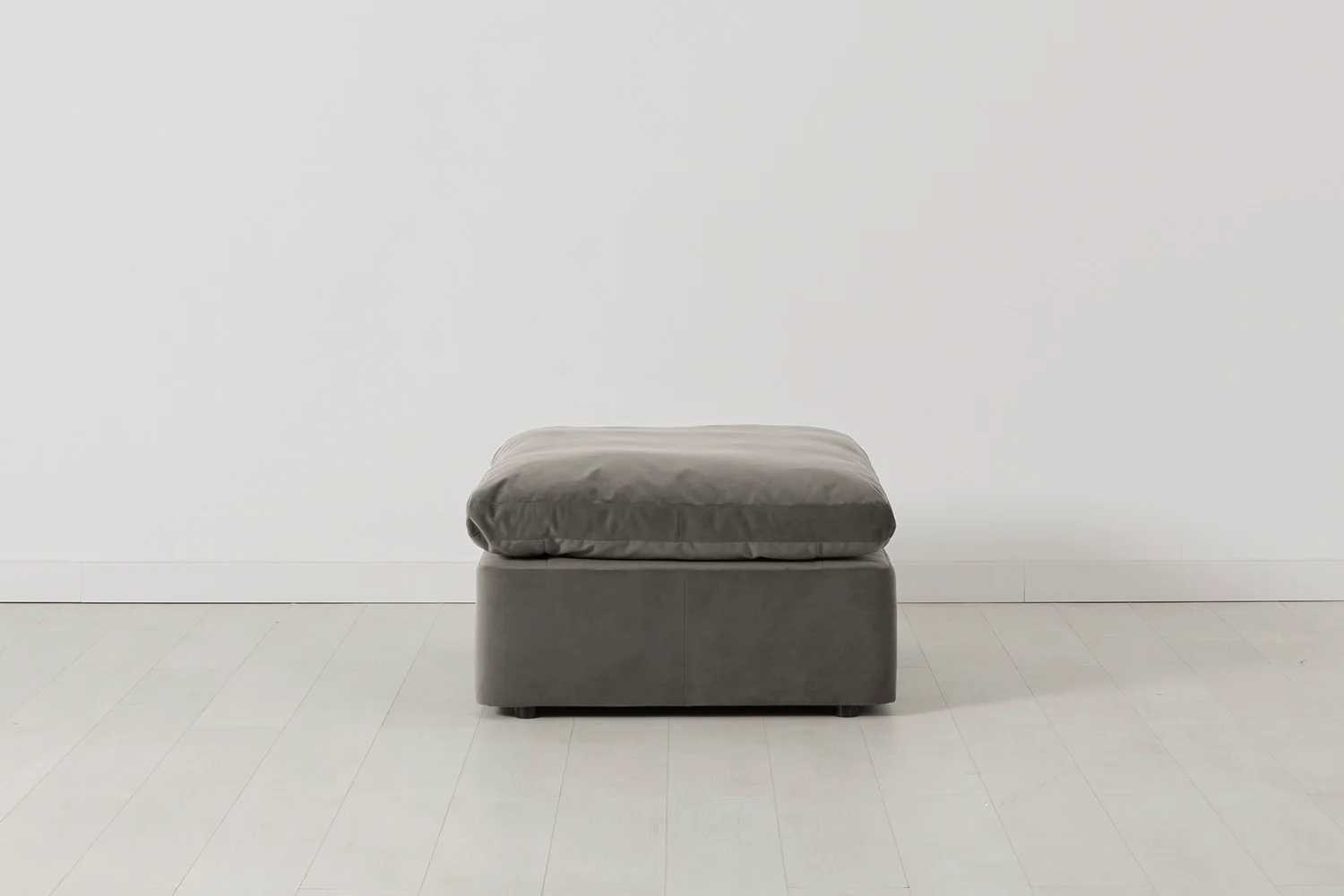 Model 13 Ottoman, Elephant - Image 3