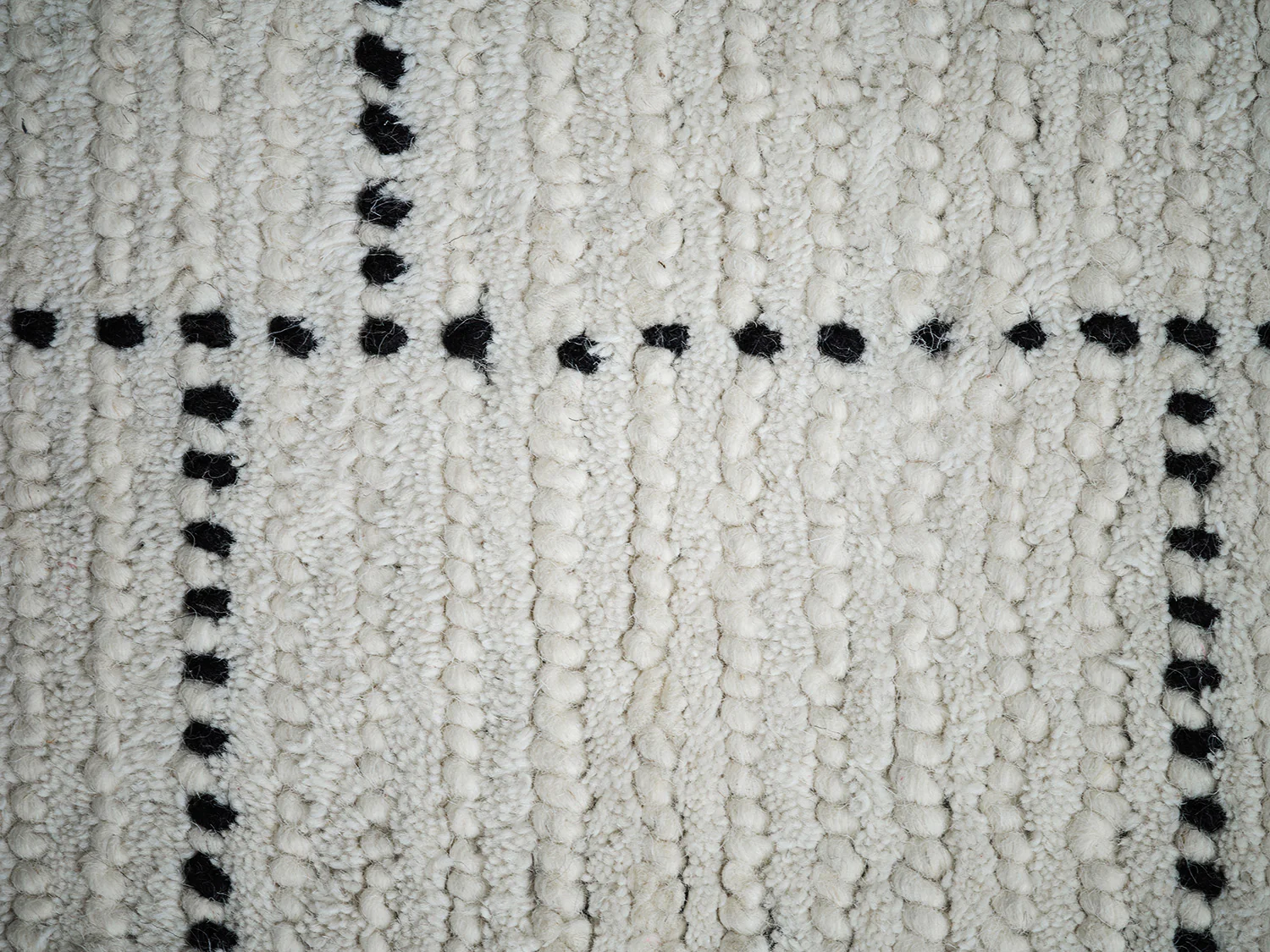 Nepal Rug Cream Black Tile